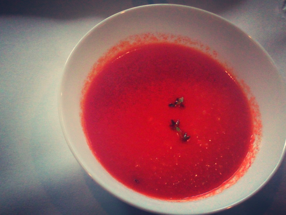 Zupa-krem z papryki z sekretnym składnikiem