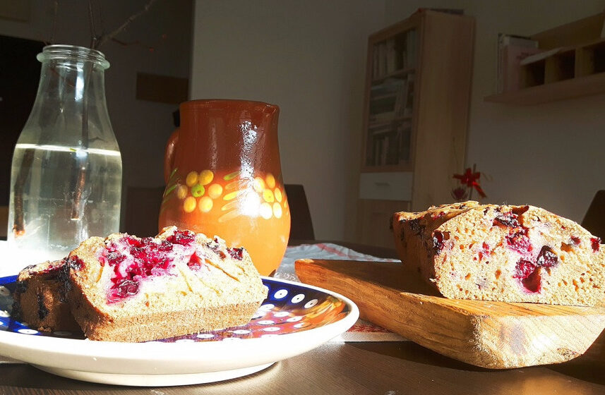 Ciasto z porzeczkami i zieloną herbatą