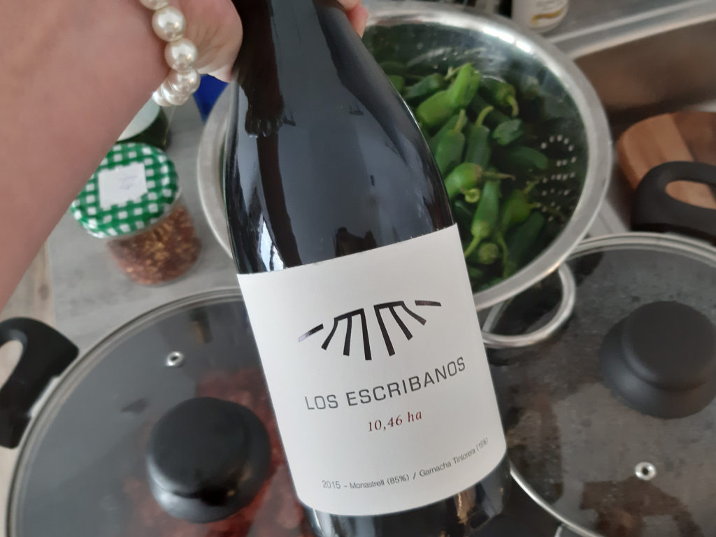 Los Escribanos (Garnacha Tintorera-Monastrell) 2015 z winiarni Castillo de Chiva 
