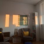 pantone szary z zółtym