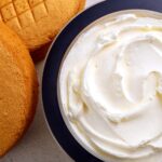 Bita śmietana z mascarpone do ciasta - pomysły na obłędnie pyszny deser